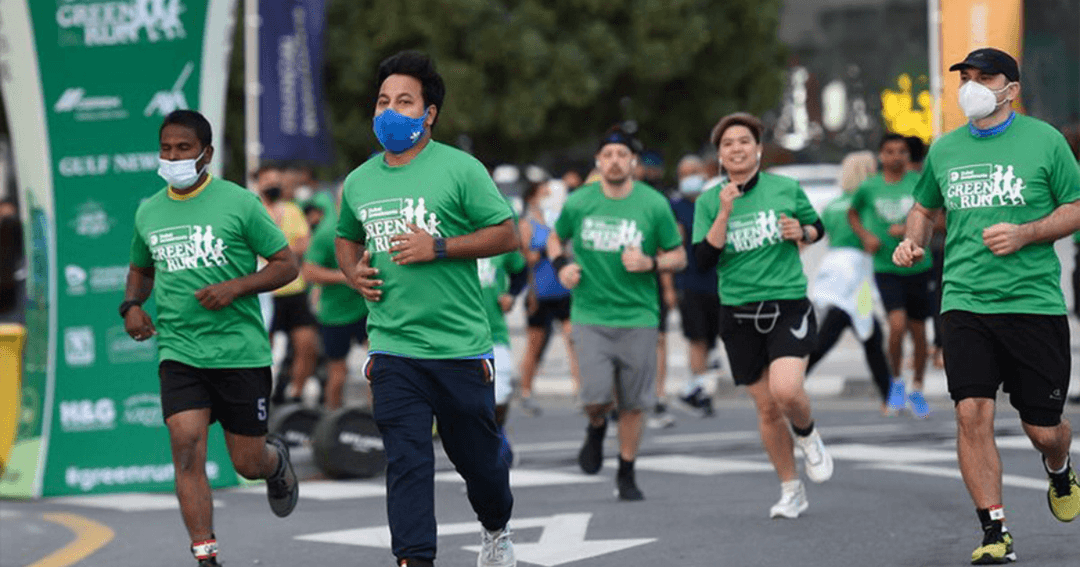 People running the Dubai Investment Green Run