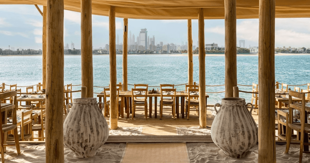 beachside restaurant sofitel the palm dubai