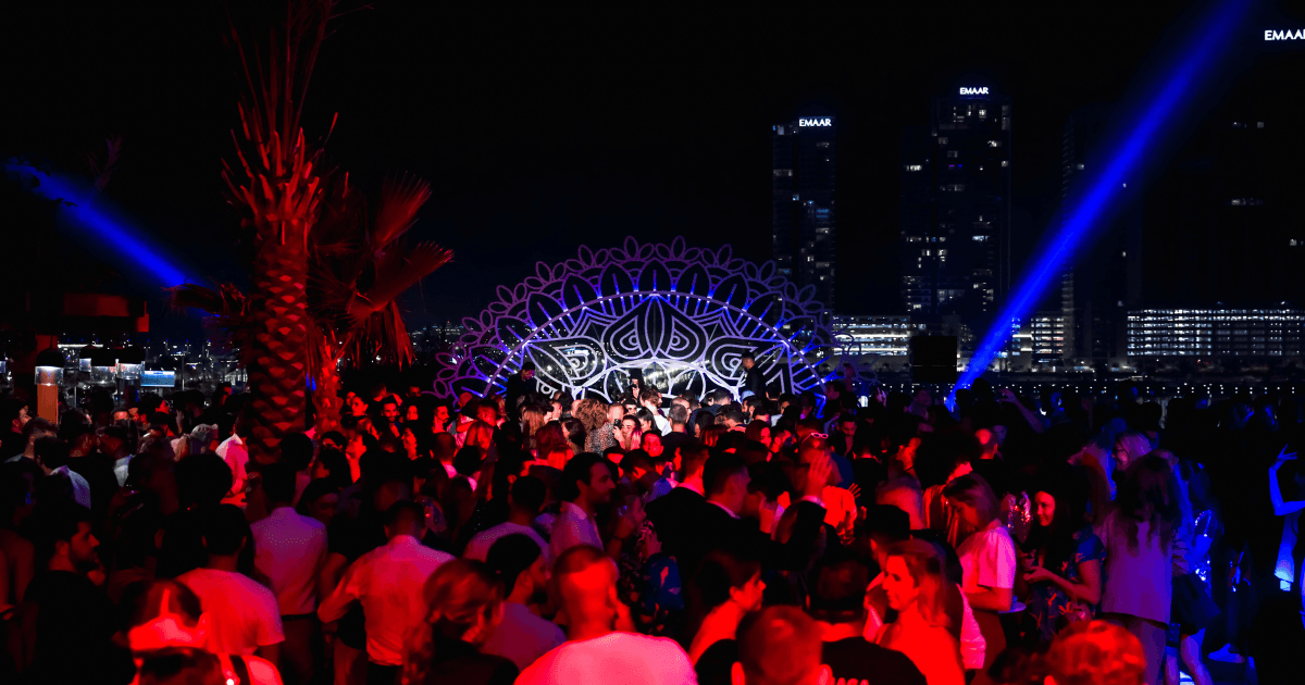 poolside party restaurant nighttime dubai