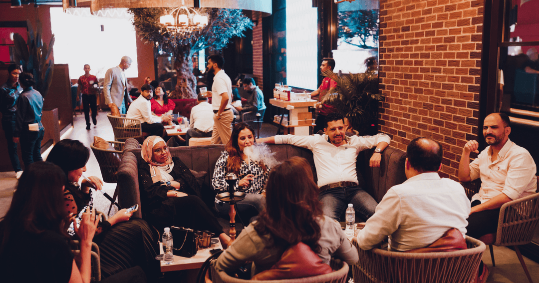 guests enjoying food and drinks at Indi 16